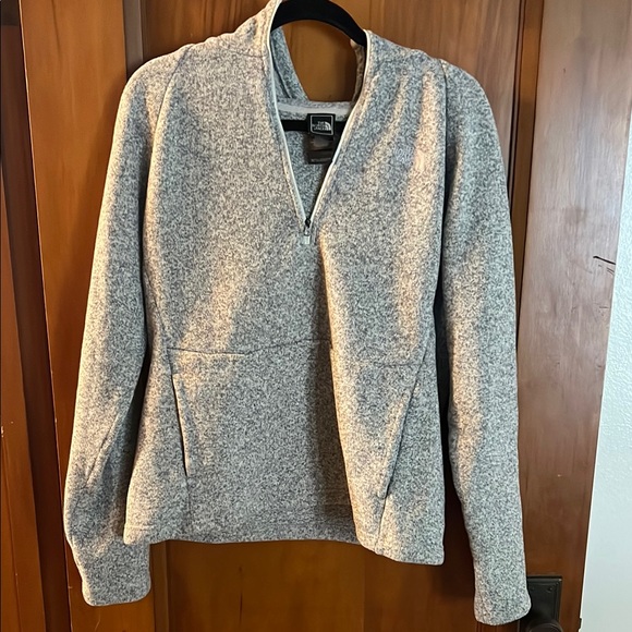 North Face Gray Half-Zip Pullover - Picture 1 of 4